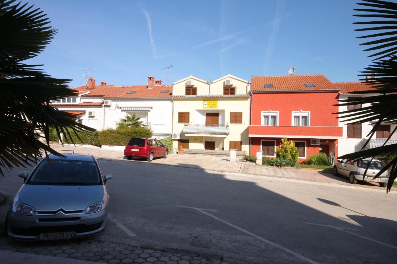Apartments And Rooms With Wifi Vrsar, Porec - 3007 Esterno foto